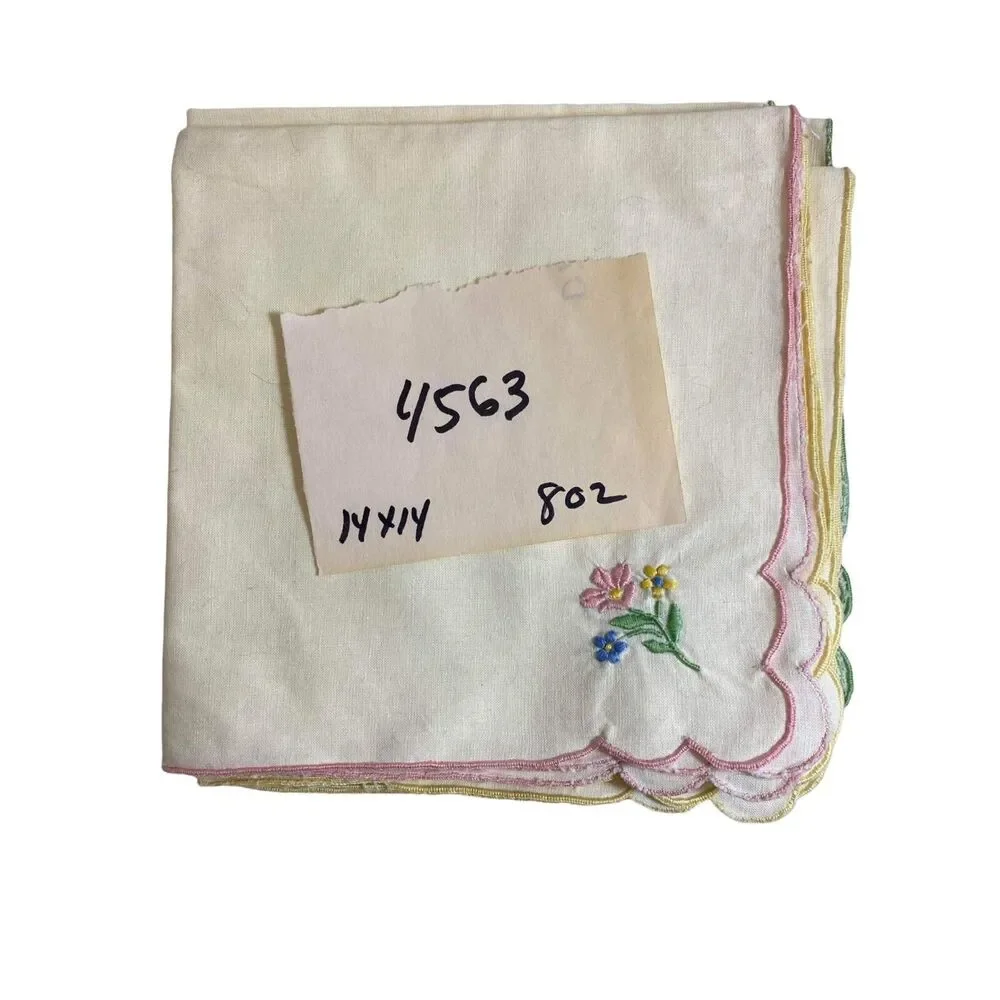 #4563 VTG Emboidered dinner napkins 14x14